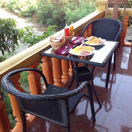 Apsara Guest House Kampot City Extérieur photo