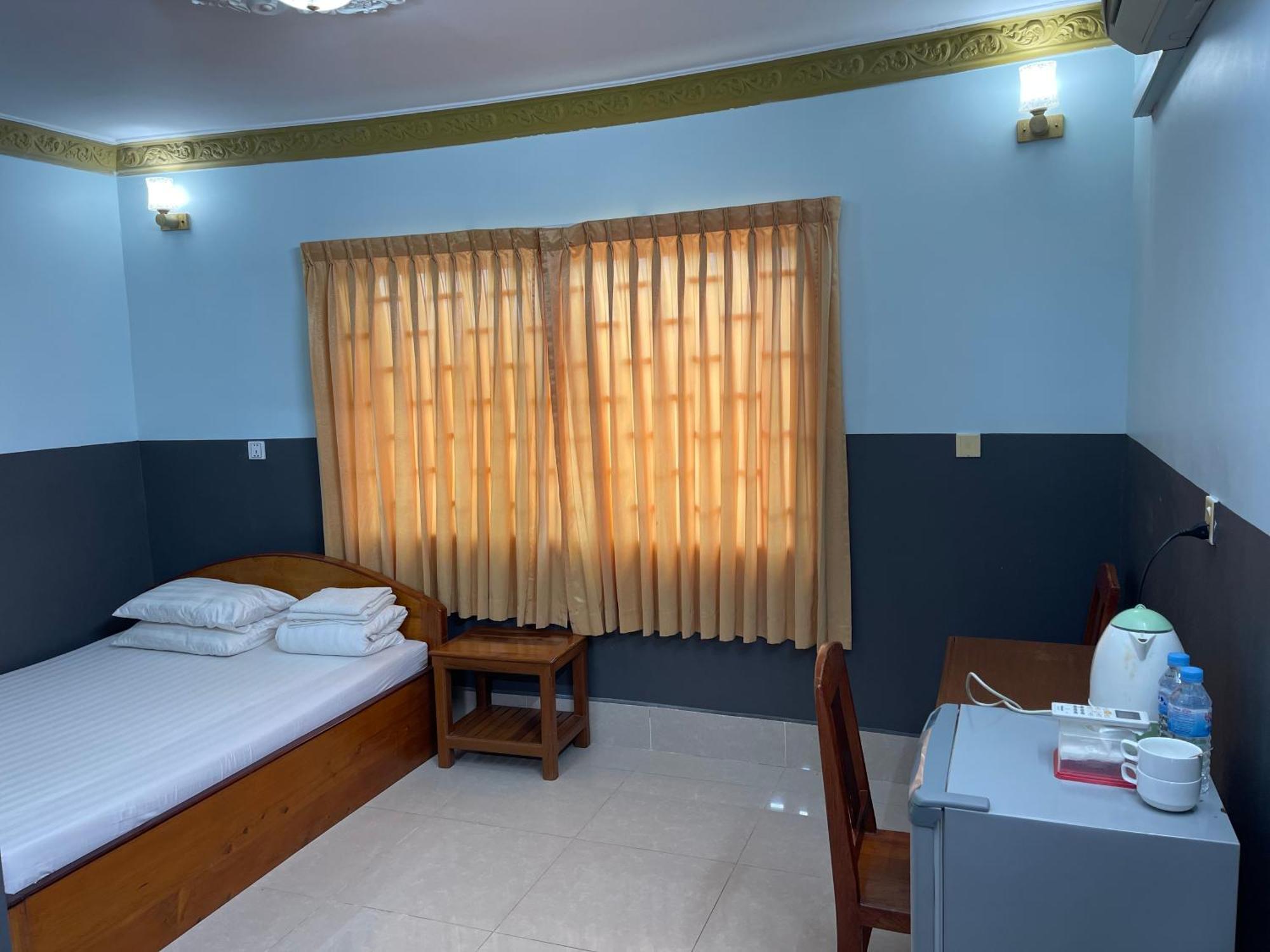 Apsara Guest House Kampot City Extérieur photo
