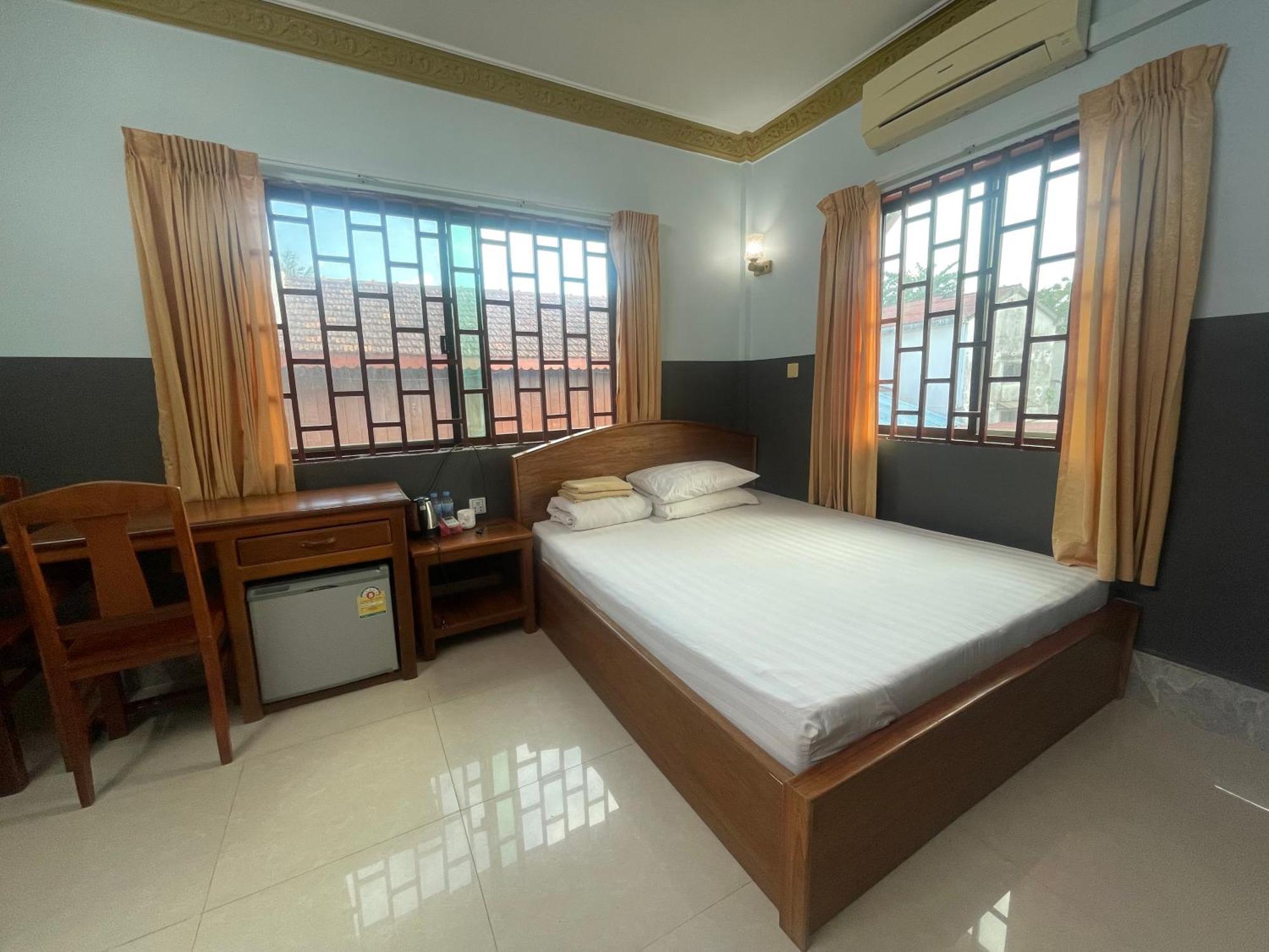 Apsara Guest House Kampot City Extérieur photo